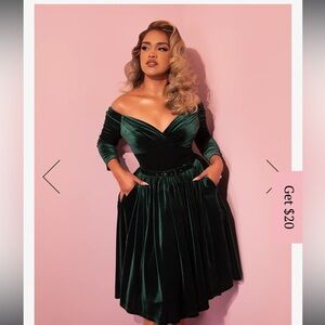 Vixen by Micheline Pitt- Starlet Swing Dress in Hunter Green Velvet